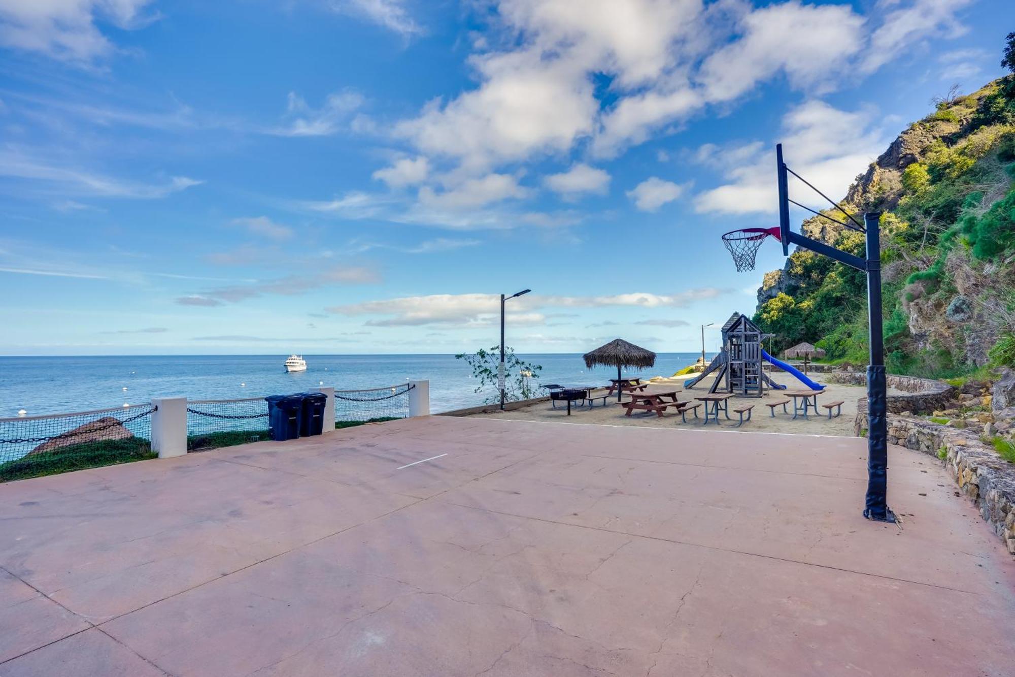 Gorgeous Catalina Island Condo With Golf Cart! Avalon Exterior photo